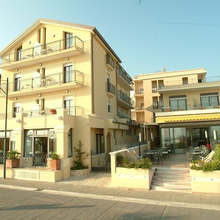 Hotel Bridge Bellaria-Igea Marina Zewnętrze zdjęcie