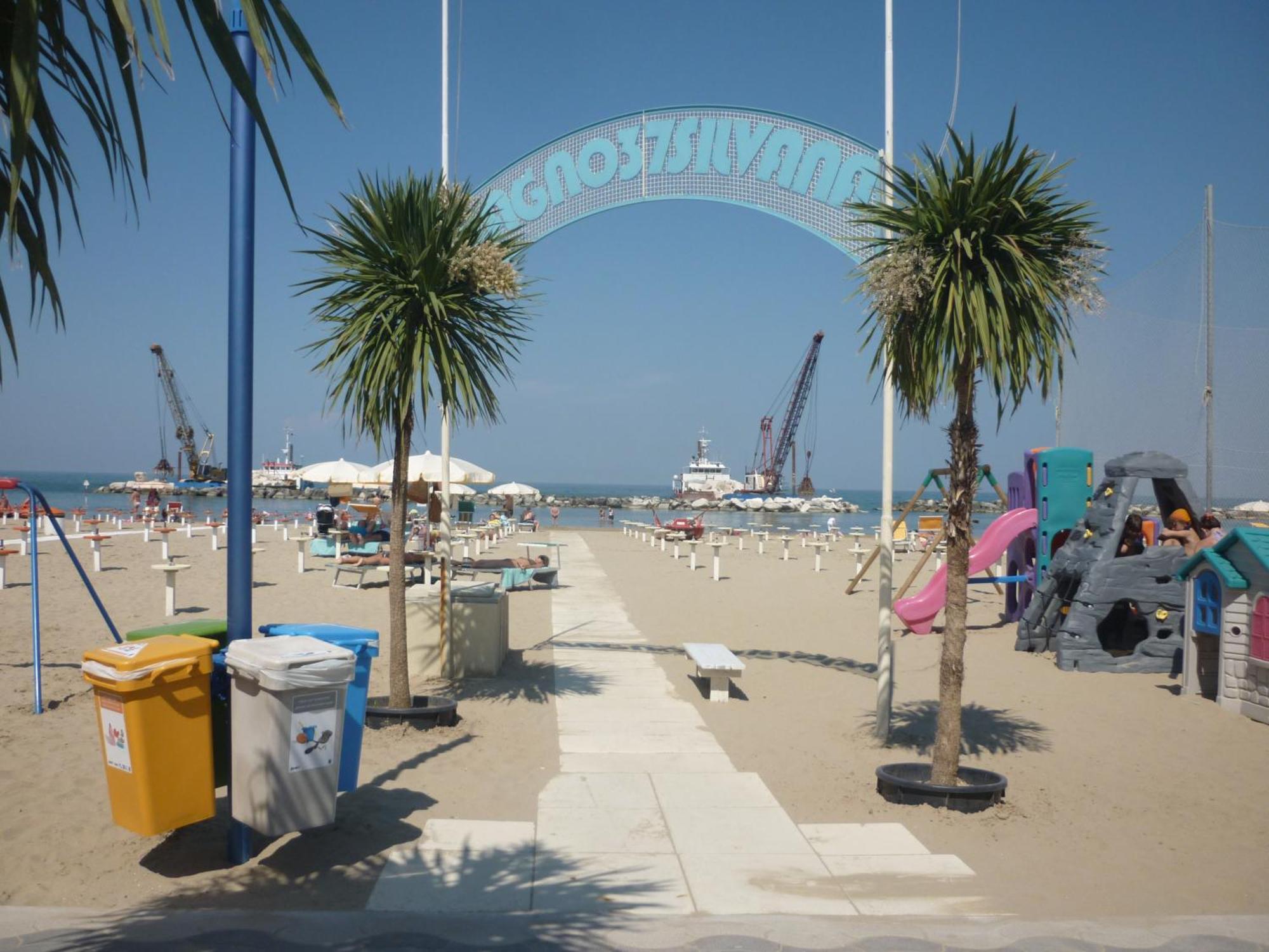 Hotel Bridge Bellaria-Igea Marina Zewnętrze zdjęcie