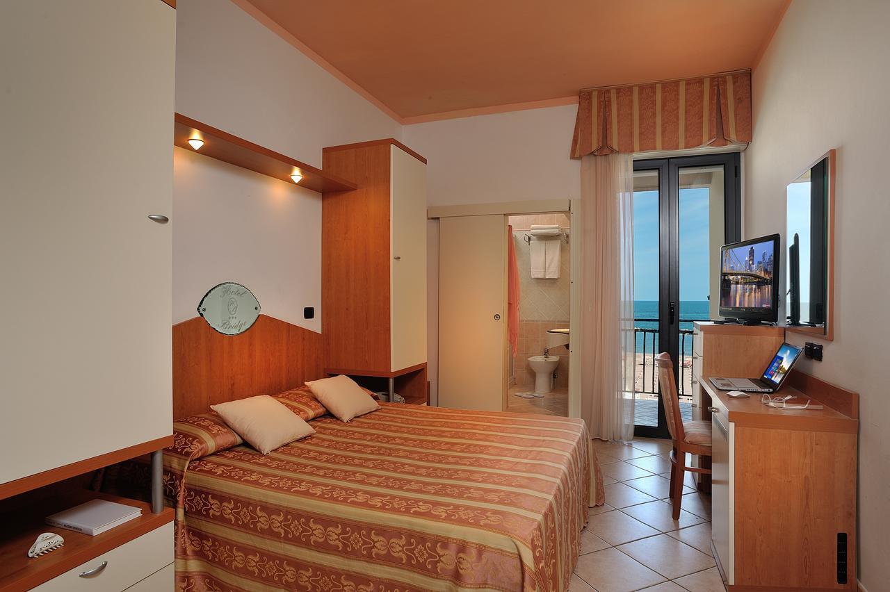 Hotel Bridge Bellaria-Igea Marina Zewnętrze zdjęcie