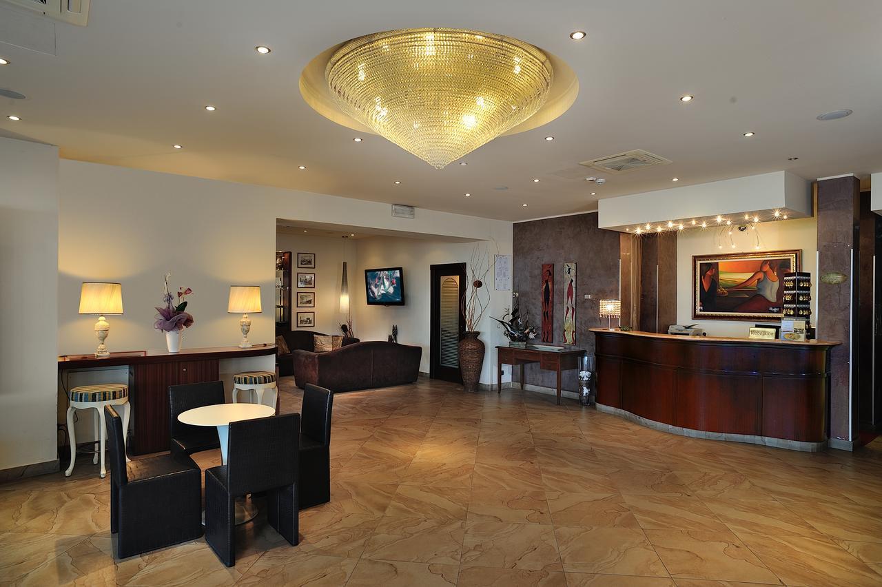 Hotel Bridge Bellaria-Igea Marina Zewnętrze zdjęcie